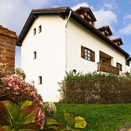 شقة Vivienda Casa Luisa كوميلاس المظهر الخارجي الصورة