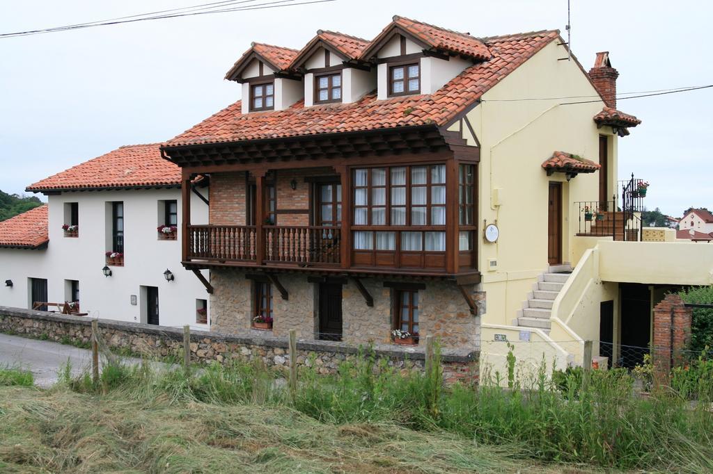 شقة Vivienda Casa Luisa كوميلاس الغرفة الصورة
